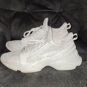 EUC Size 11 Juicy Couture Womens Sneakers